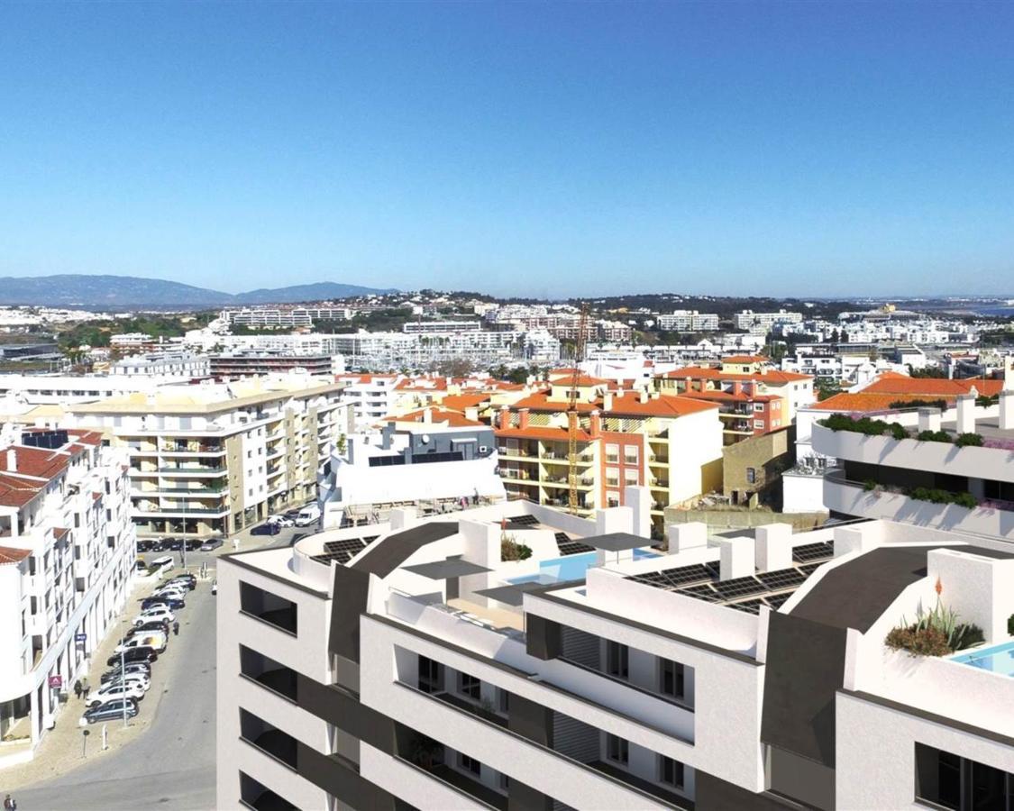Coolhouses Lagos, 2 Bed Stylish City Flat, Rooftop Shared Pool, Clayheart Dış mekan fotoğraf